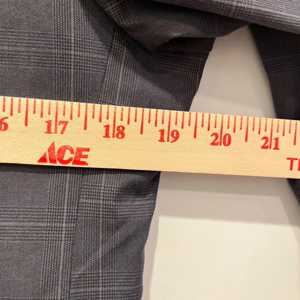 Banana Republic Mens 42 Regular Tailored Fit Blazer Gray Windowpane Plaid Jacket